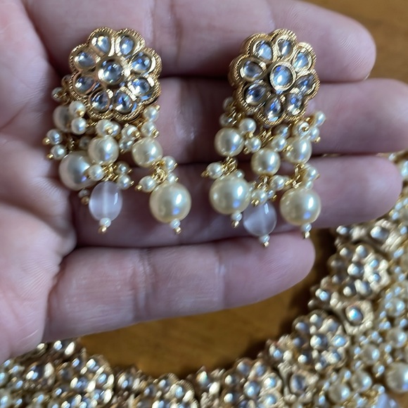 White Pearl Kundan Necklace Set/Kundan Choker/ Bollywood Jewelry/ Indian jewelry - Picture 3 of 5